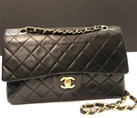 chanel classic flap bag vs reissue 2.55|chanel 2.55 bag price euro.